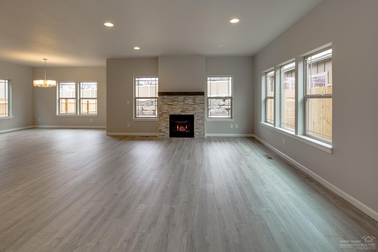 Fieldstone Crossing - Residential