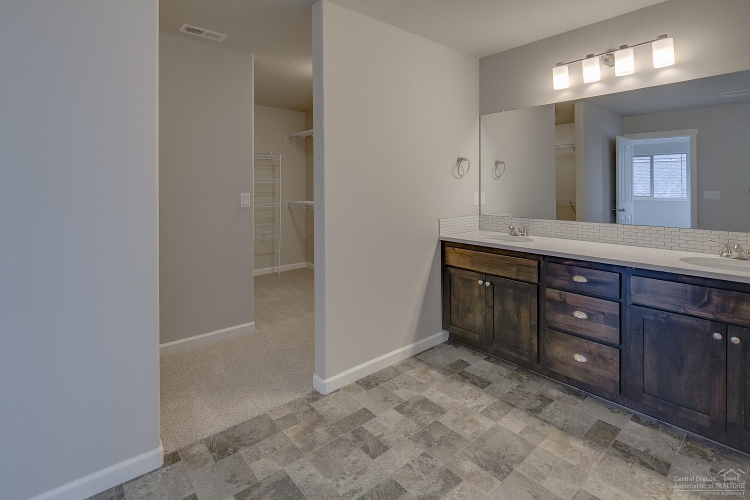 Fieldstone Crossing - Residential