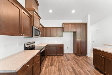 Tiny photo for 2355 Fish Hatchery Road, Grants Pass, OR 97527 (MLS # 220219718)