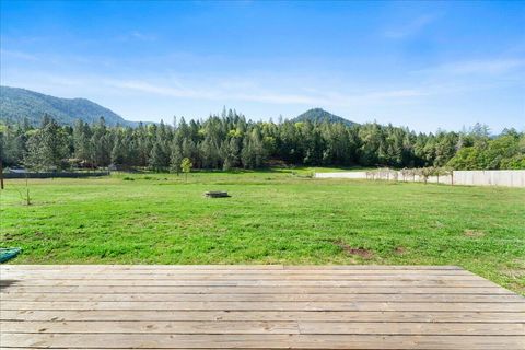Tiny photo for 2355 Fish Hatchery Road, Grants Pass, OR 97527 (MLS # 220219718)