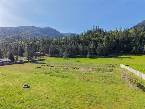 Tiny photo for 2355 Fish Hatchery Road, Grants Pass, OR 97527 (MLS # 220219718)