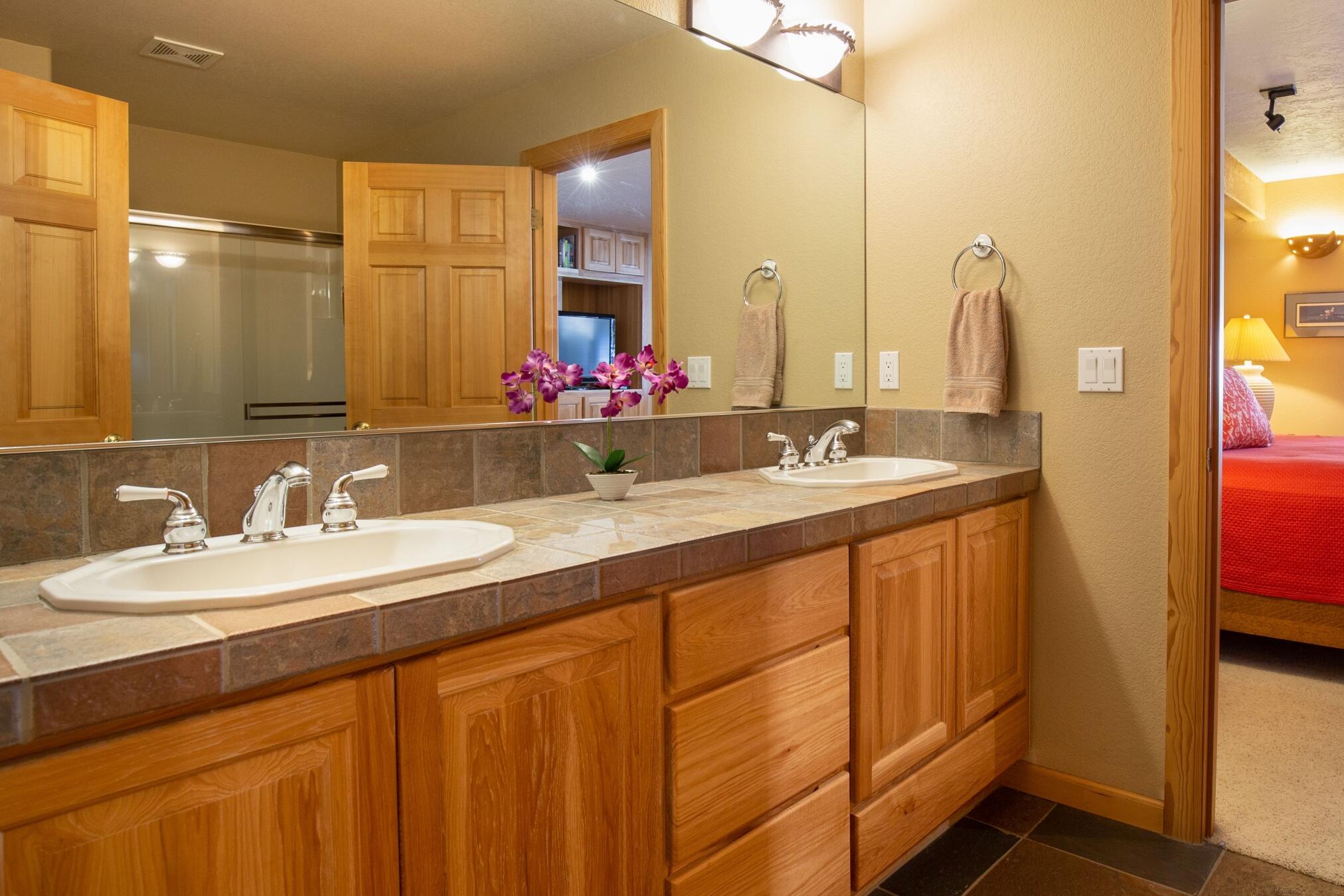 Fairway Point Villag - Residential