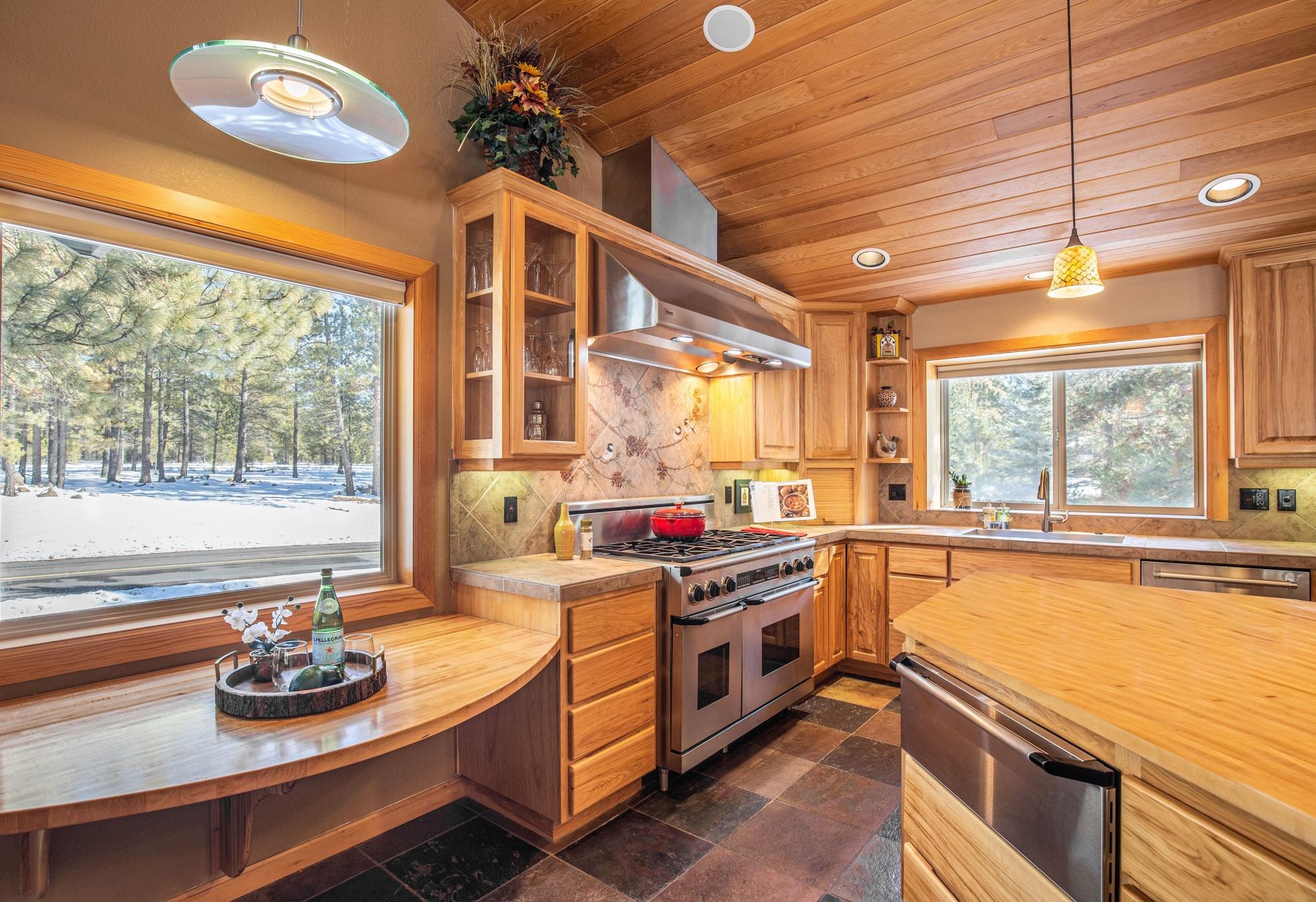 Fairway Point Villag - Residential