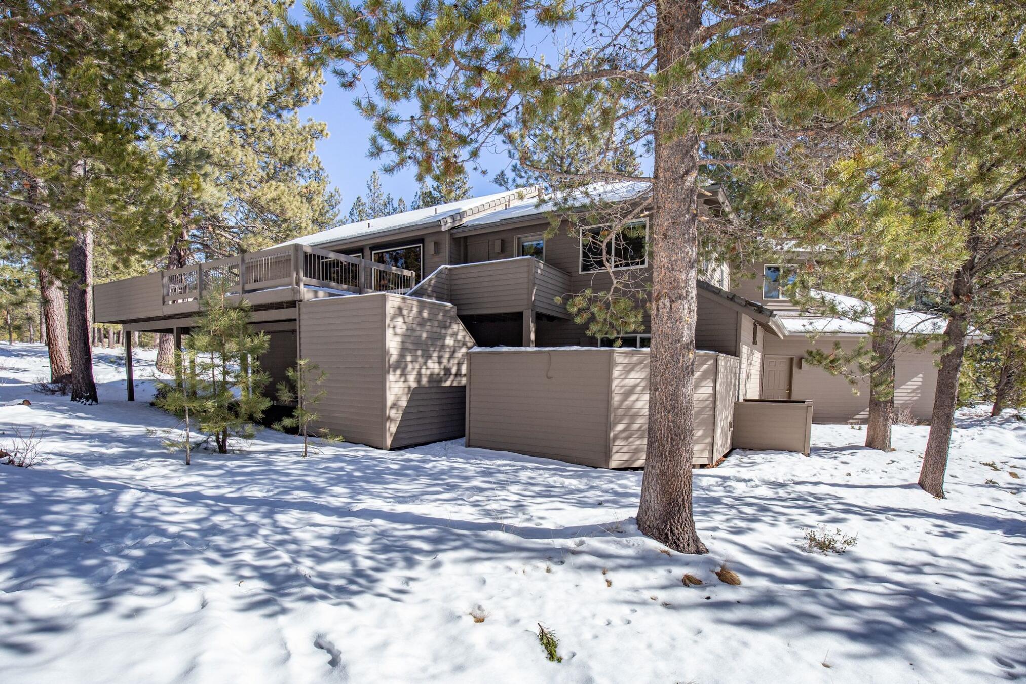 Fairway Point Villag - Residential