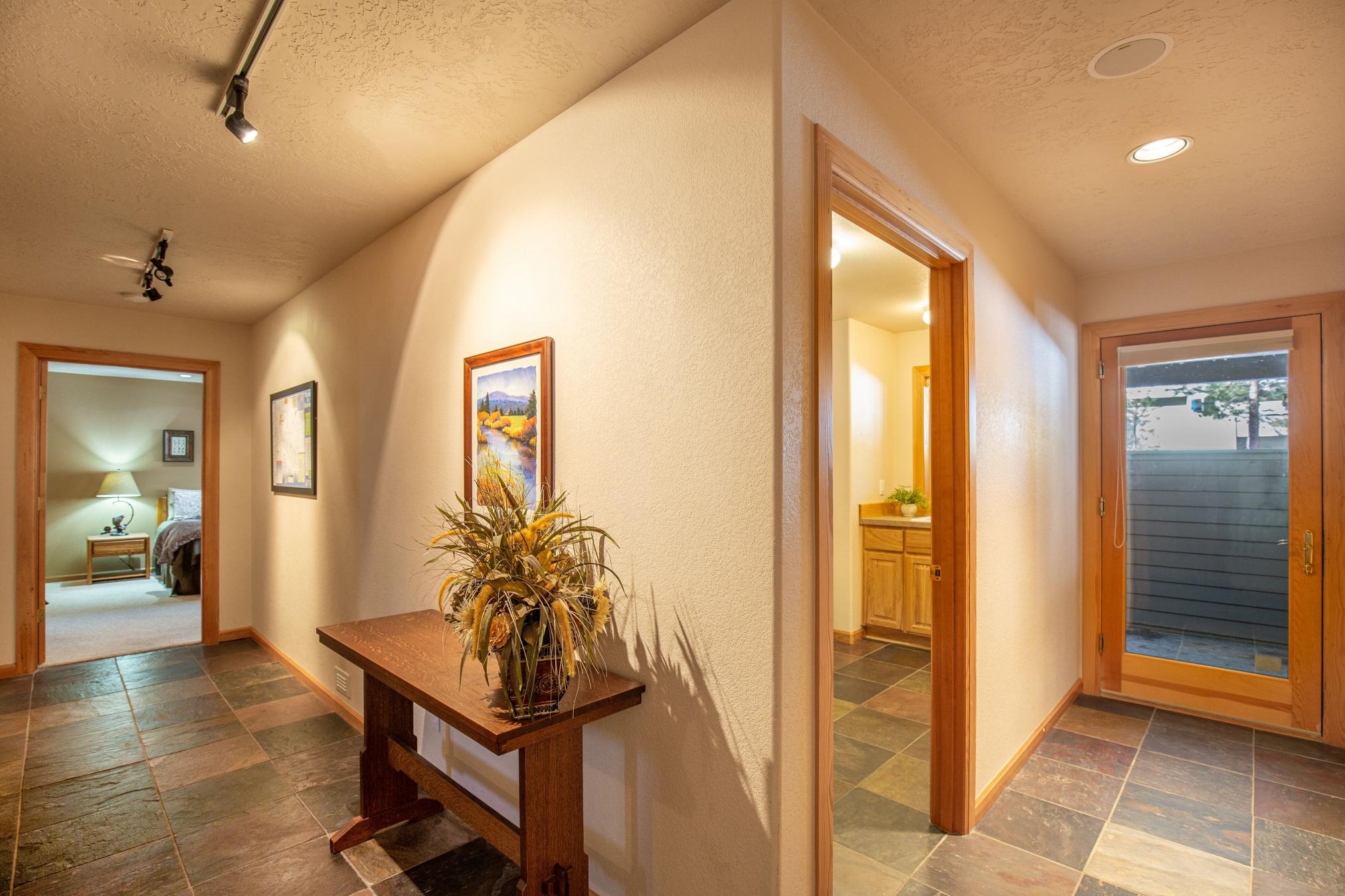 Fairway Point Villag - Residential