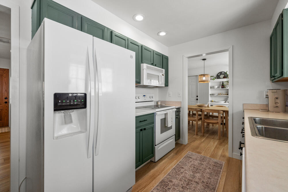 Falcon Heights Condominiums -Stage I - Residential