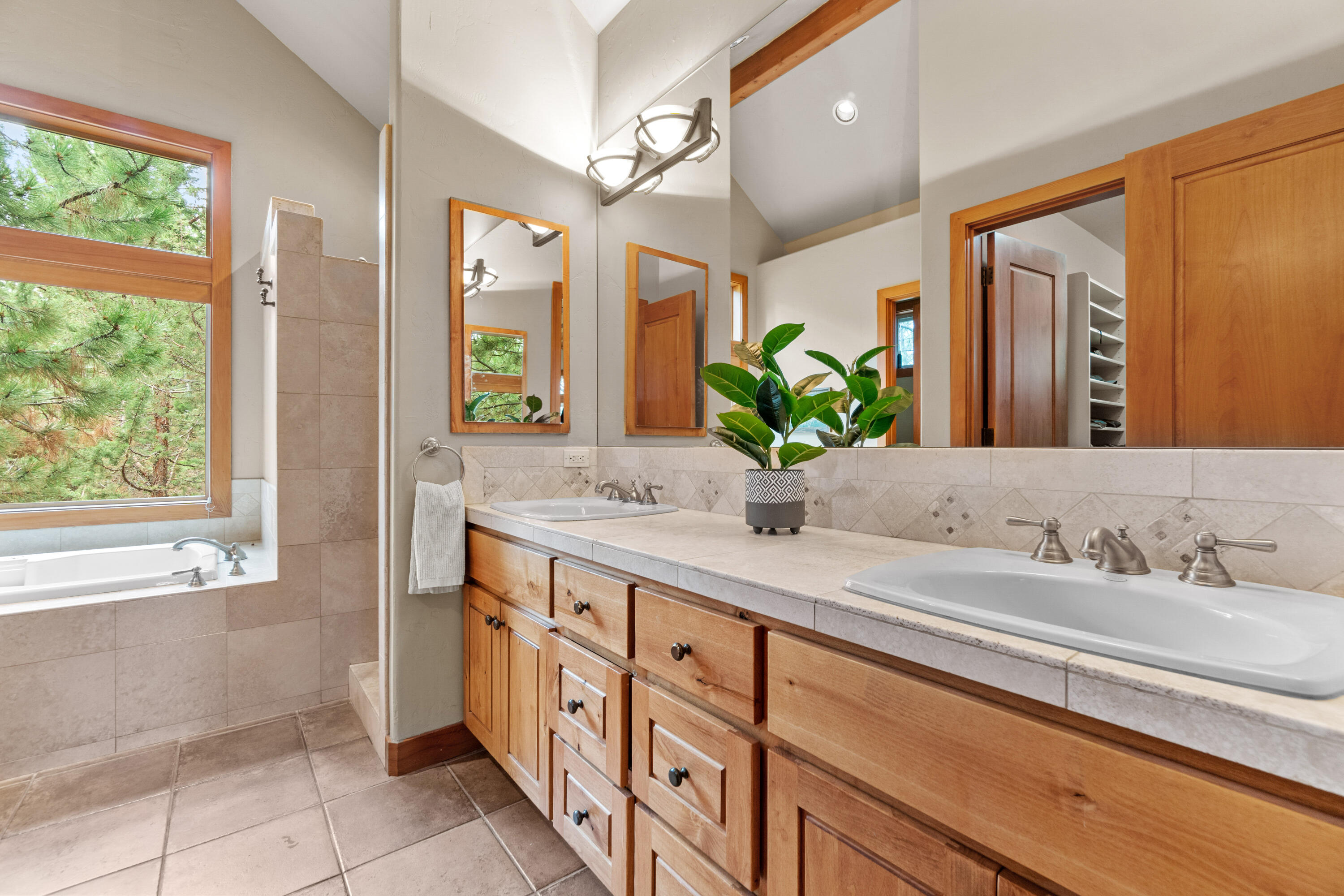 Awbrey Butte - Residential