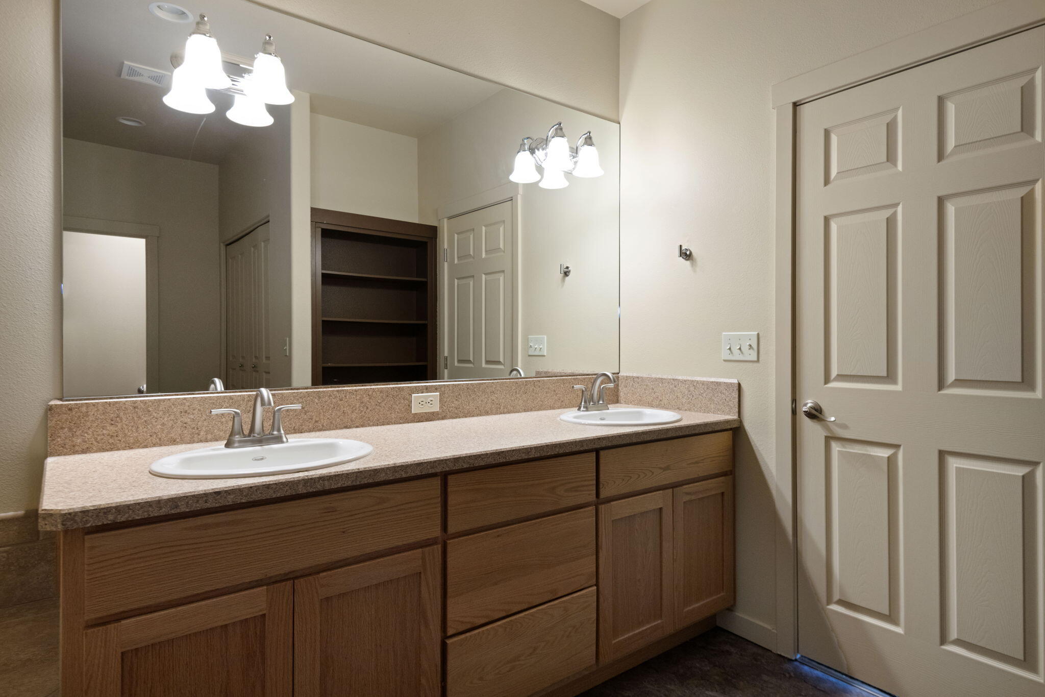 Eagle Crest - Residential