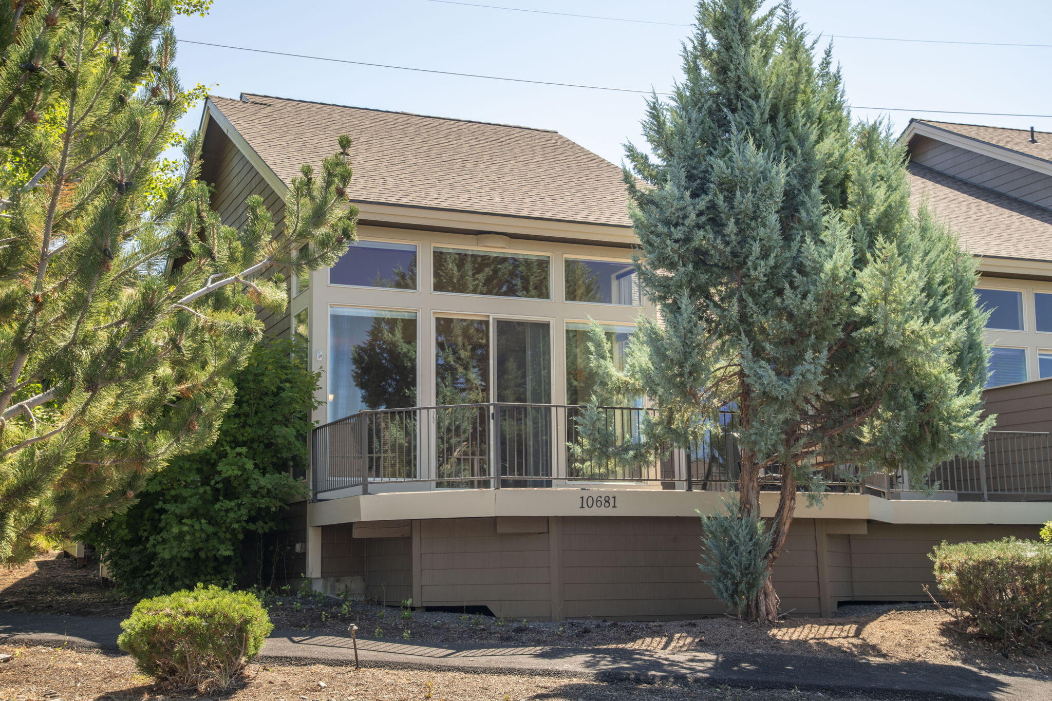 Eagle Crest - Residential