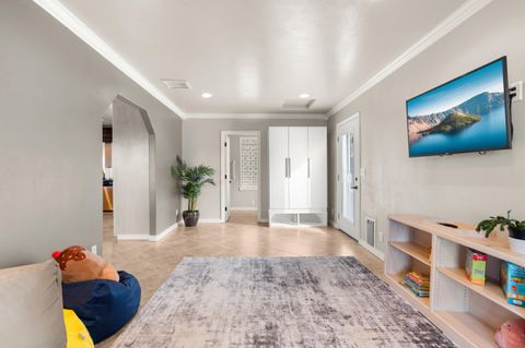 Tiny photo for 4935 Cherry Lane, Medford, OR 97504 (MLS # 220215005)