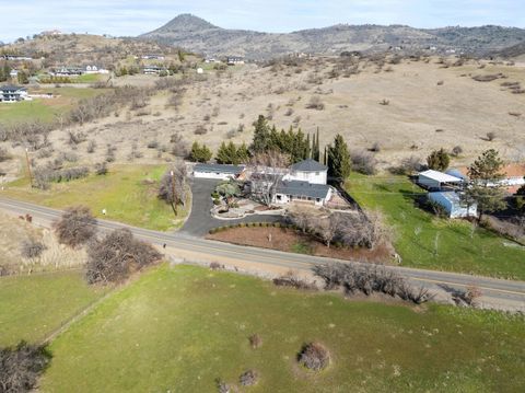 Tiny photo for 4935 Cherry Lane, Medford, OR 97504 (MLS # 220215005)