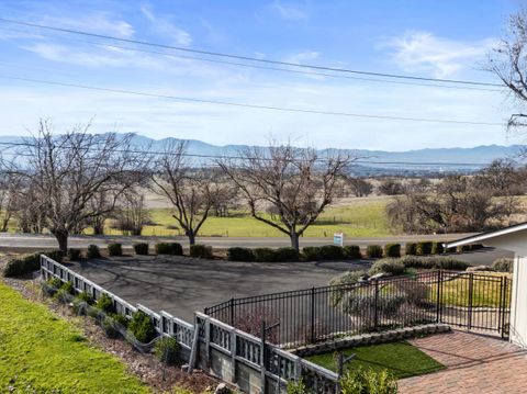 Tiny photo for 4935 Cherry Lane, Medford, OR 97504 (MLS # 220215005)