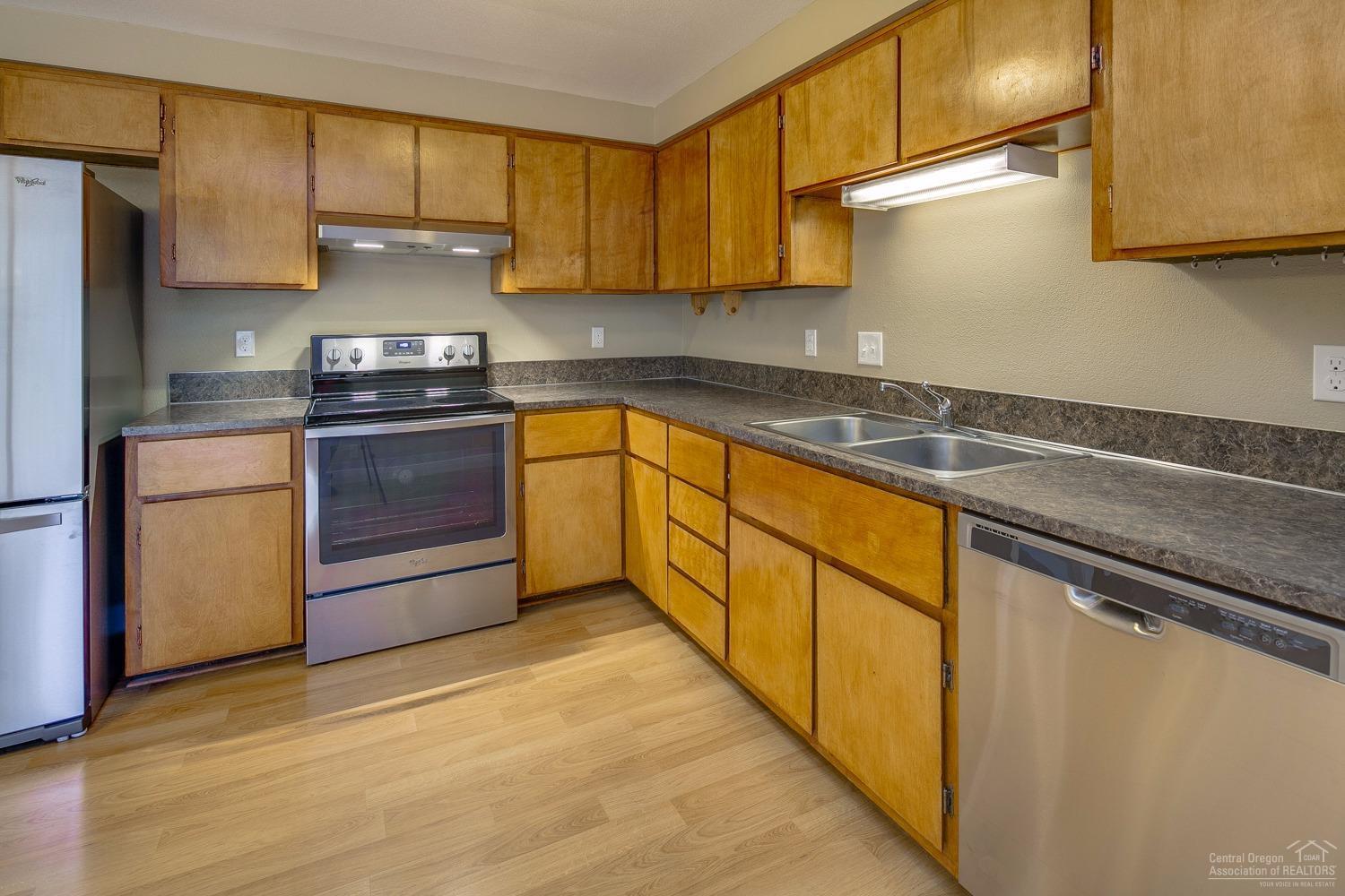 Hunters Circle - Residential