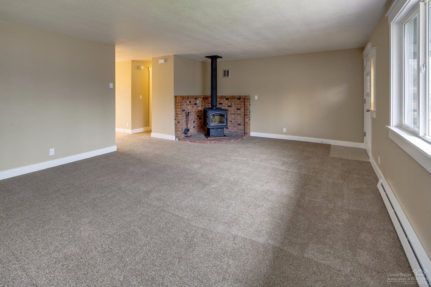 Hunters Circle - Residential