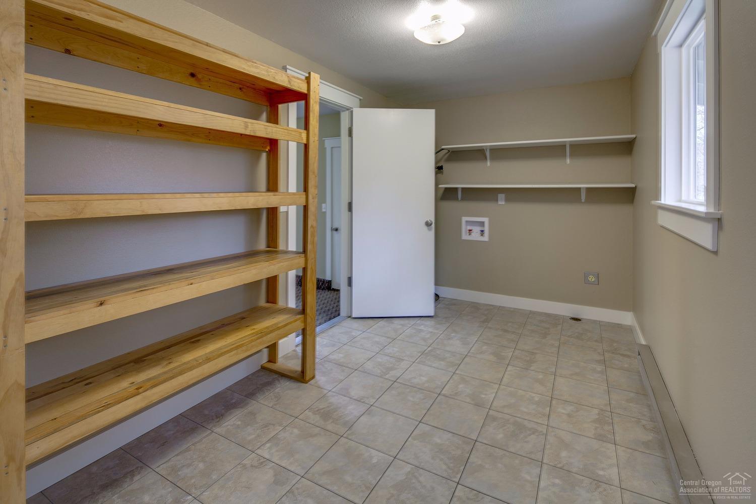 Hunters Circle - Residential