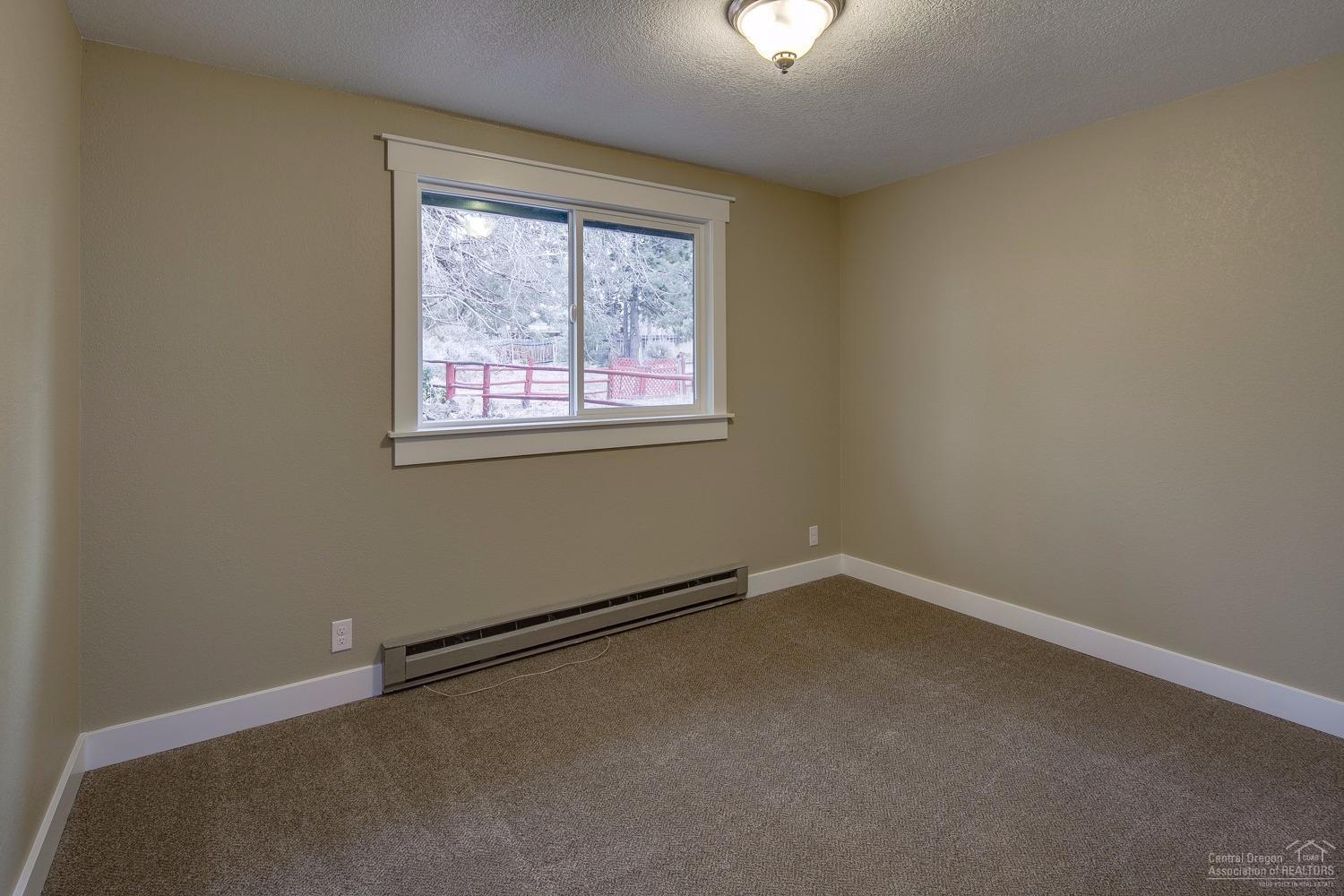 Hunters Circle - Residential