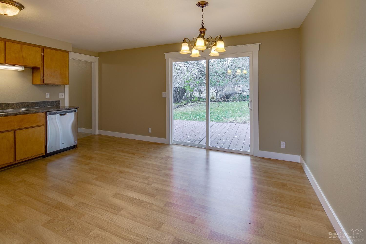 Hunters Circle - Residential