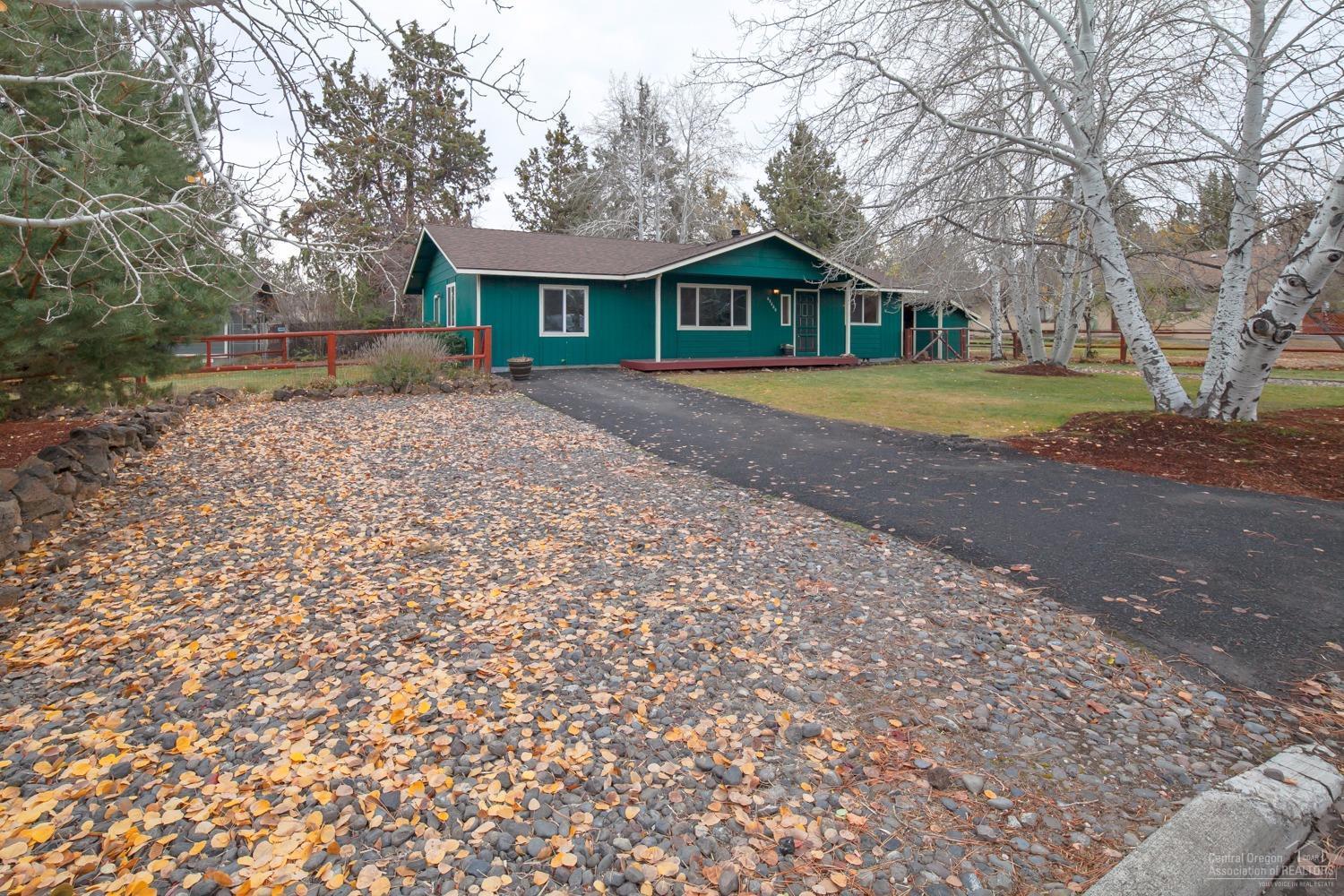 Hunters Circle - Residential