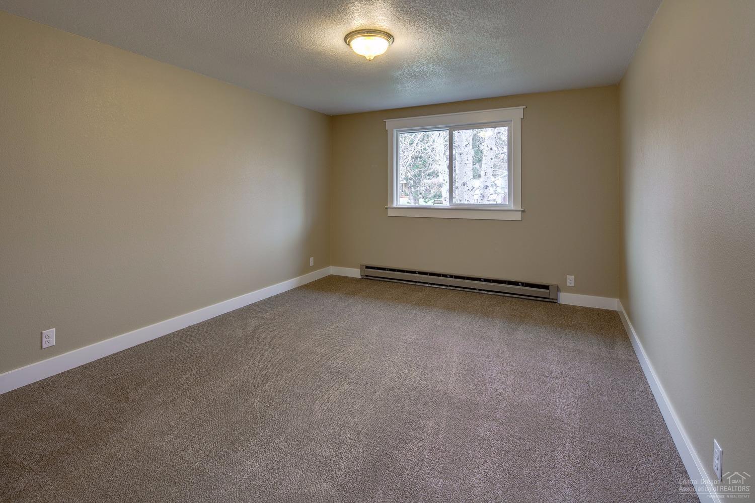 Hunters Circle - Residential