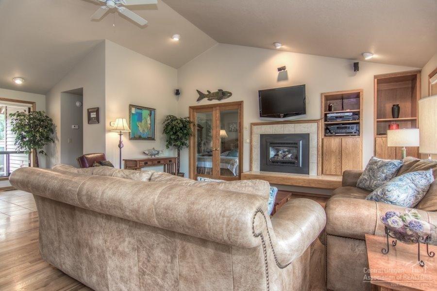 Fairway Crest Village - Residential