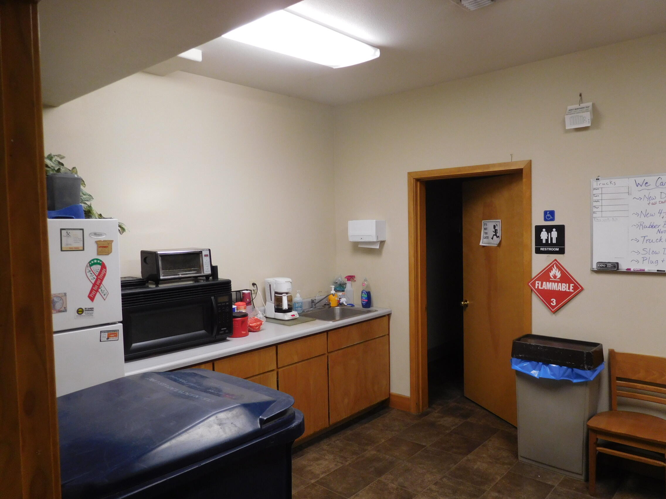 Riverside - Commercial Sale