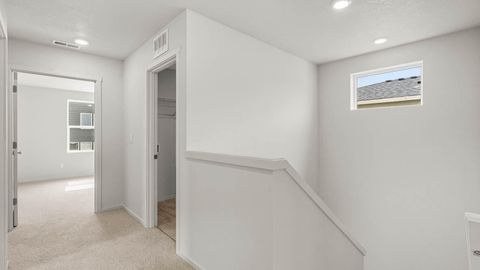 Tiny photo for 2602 Addysen Park Way, Medford, OR 97501 (MLS # 220219813)