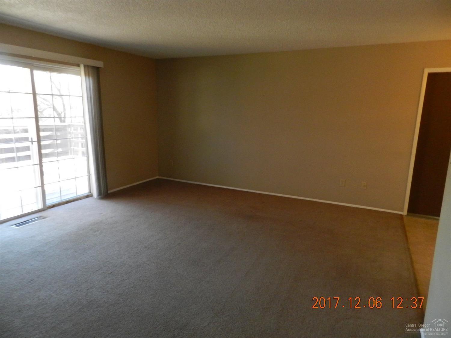 Railroad - Residential