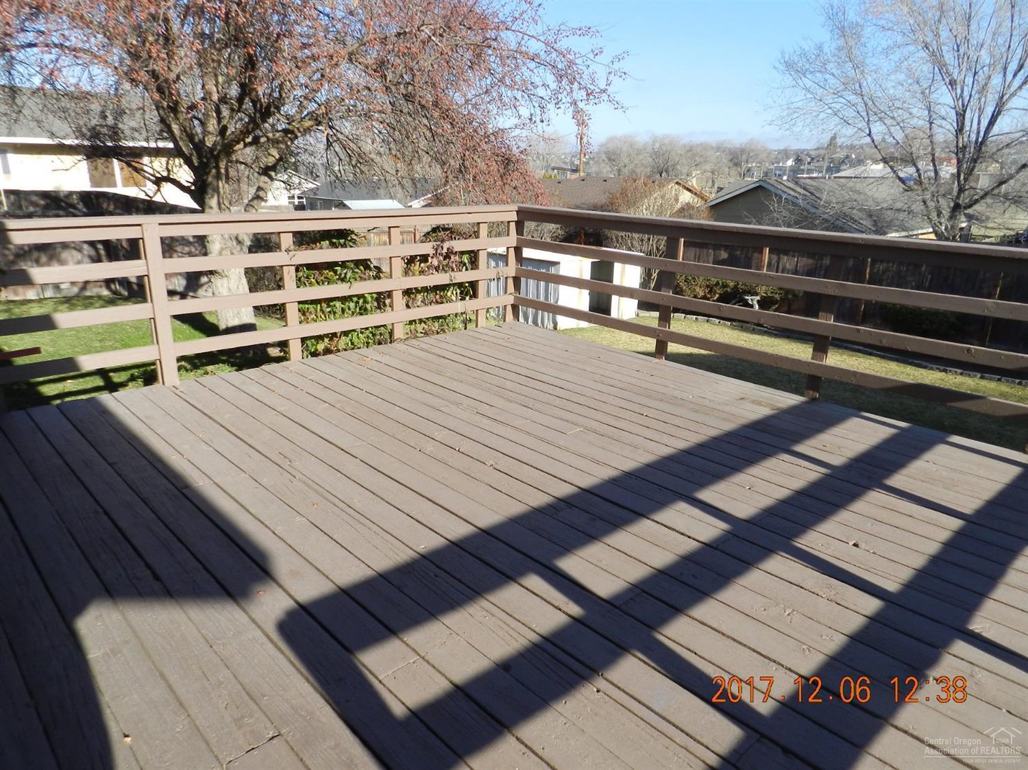 Railroad - Residential