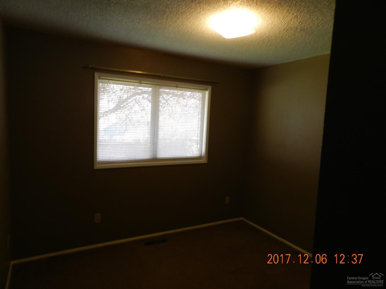 Railroad - Residential