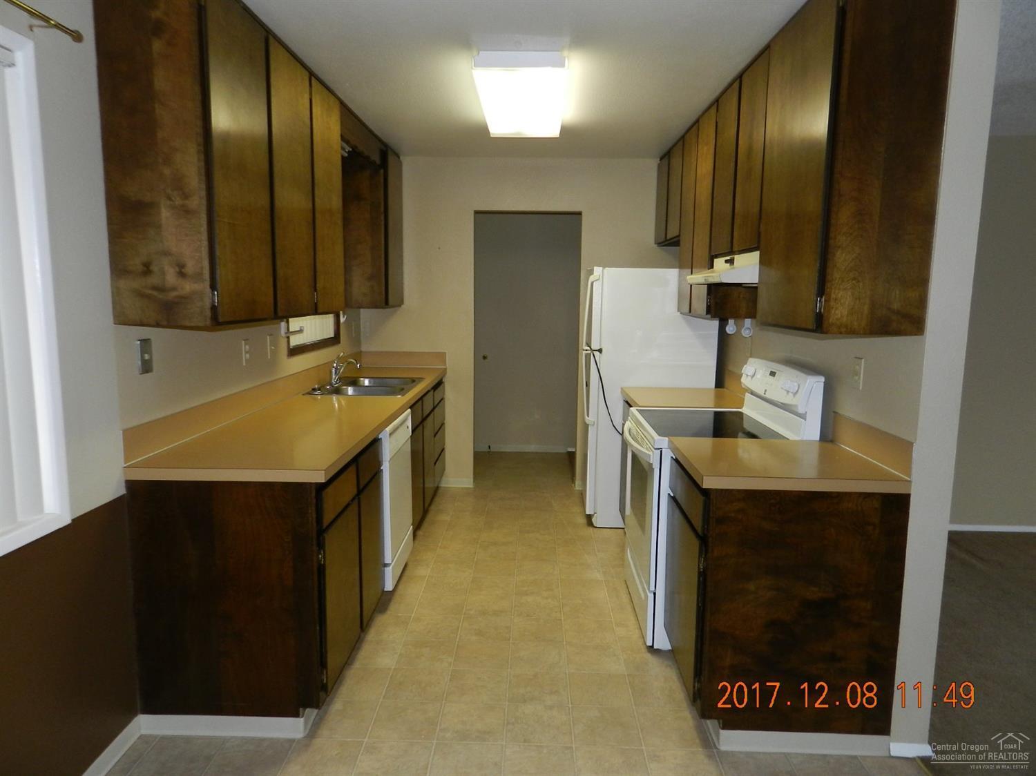 Railroad - Residential