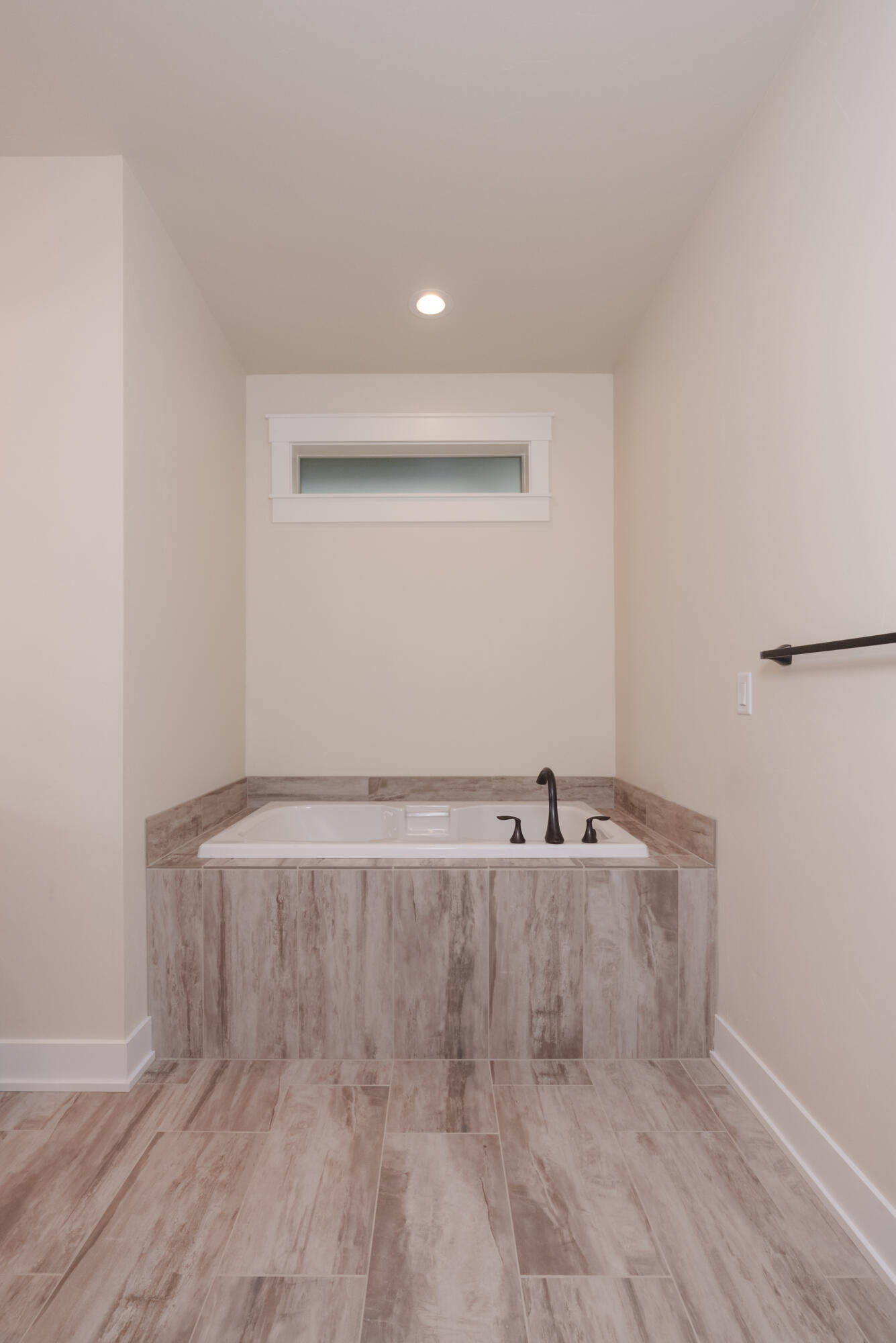 Dry Canyon - Residential