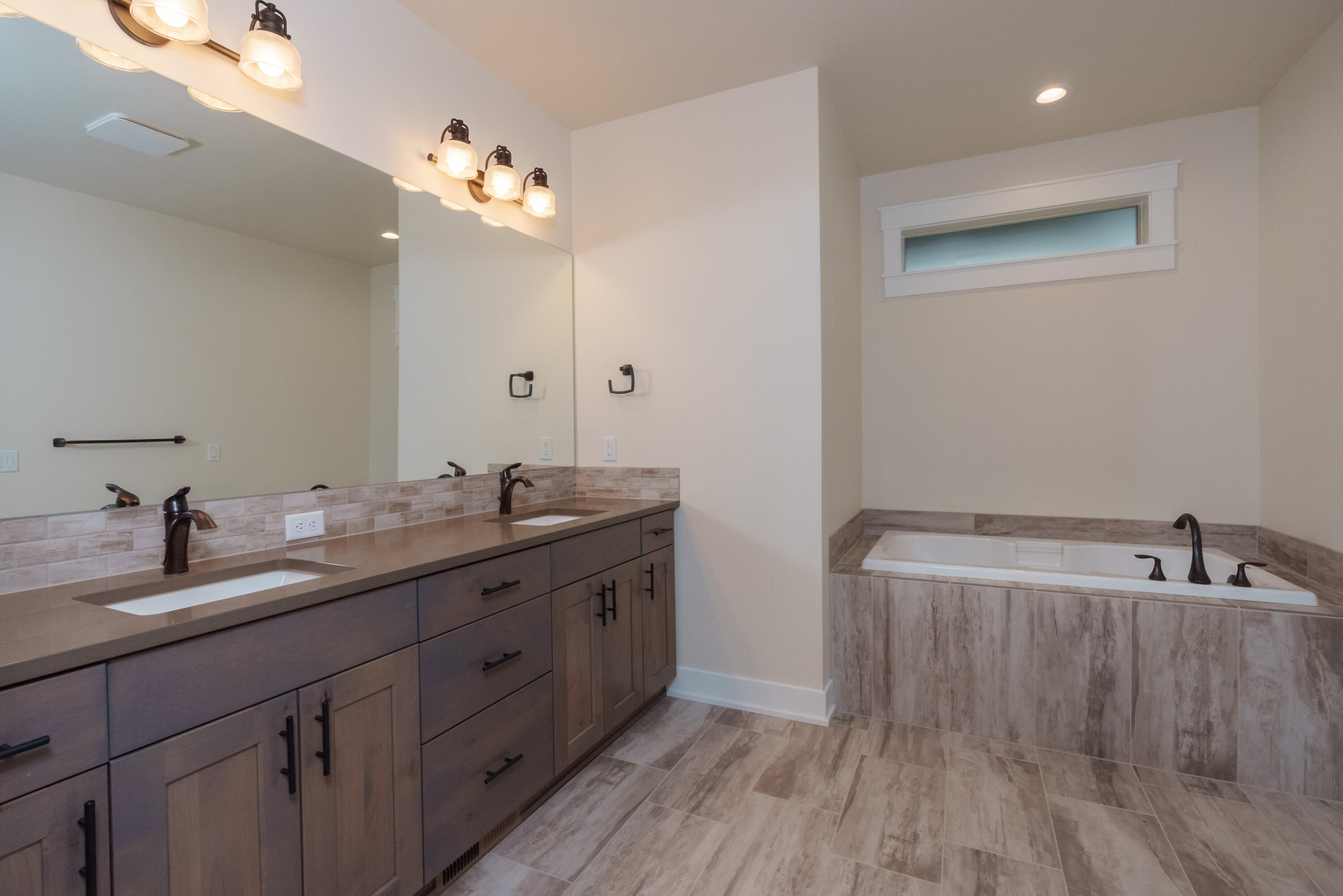 Dry Canyon - Residential