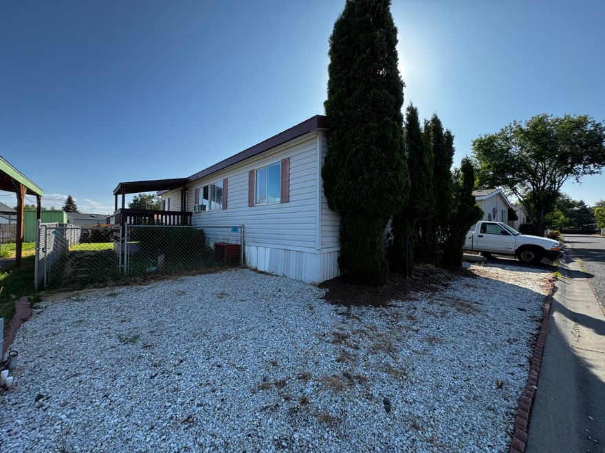 Tenant Occupied must give a 24-hour notice, being sold as-is