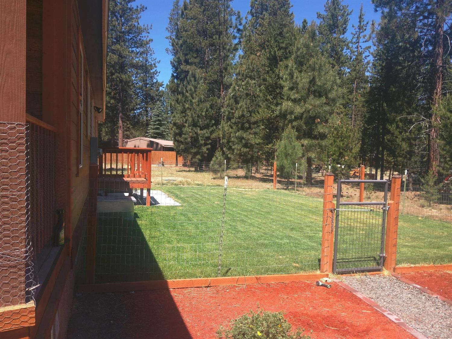 Wagon Trail Acreages - Residential