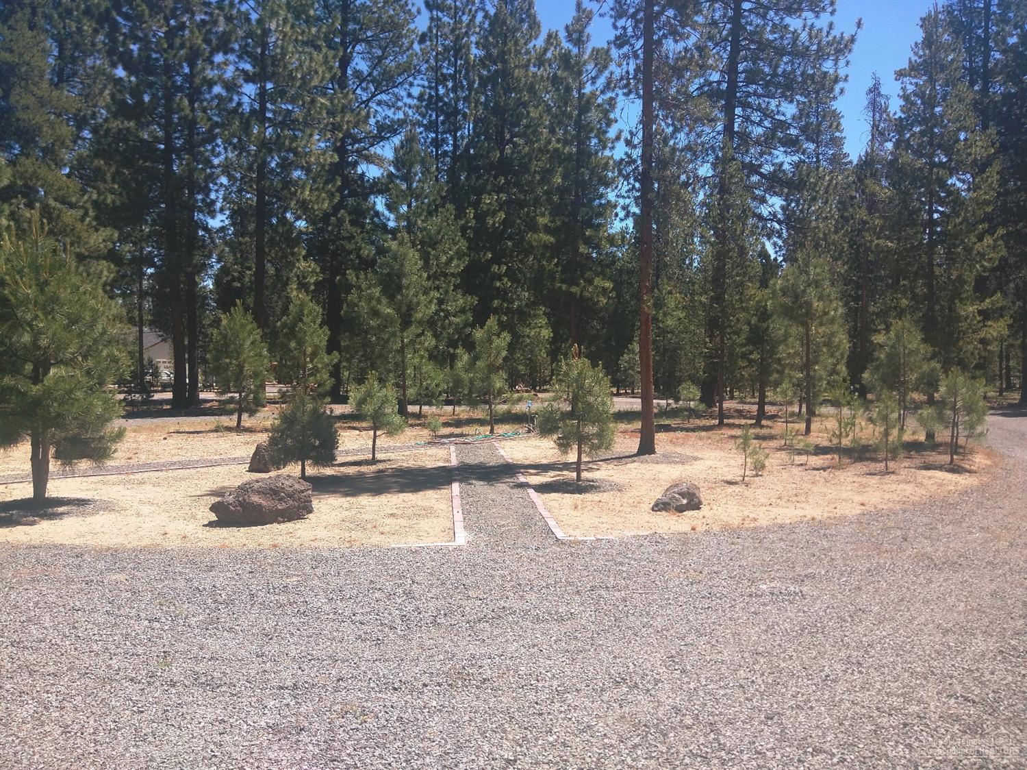 Wagon Trail Acreages - Residential