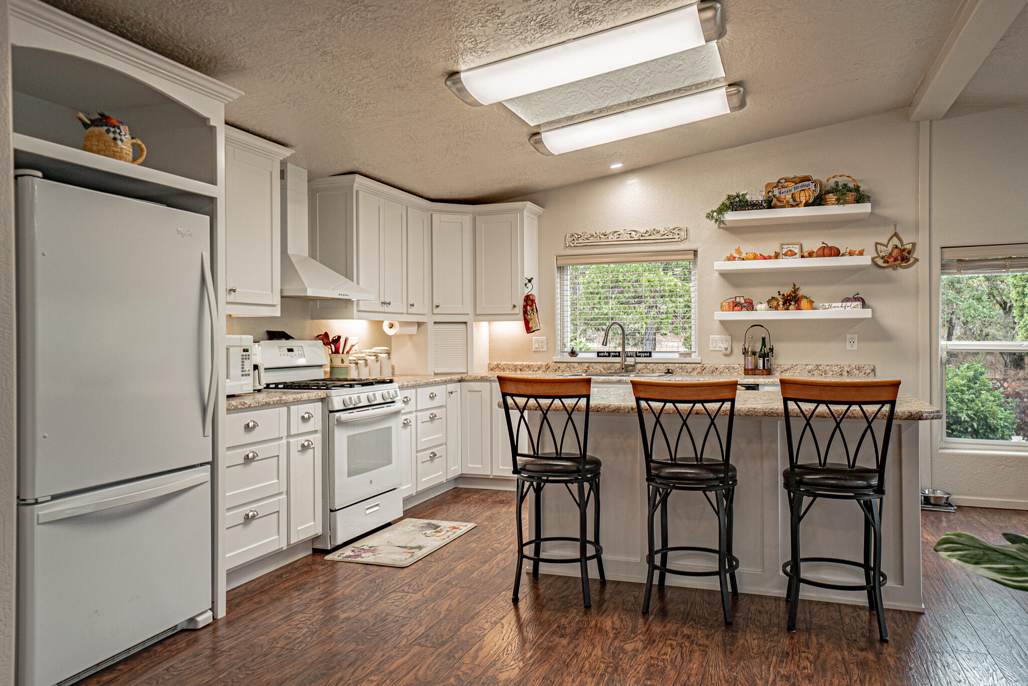 Foots Creek Acres - Residential