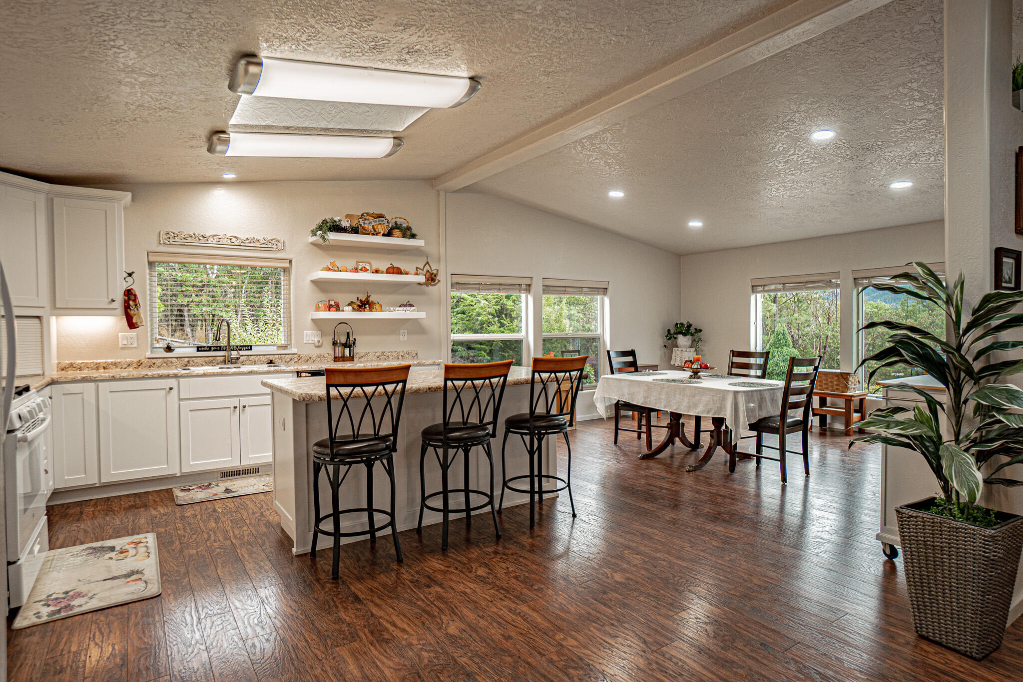 Foots Creek Acres - Residential