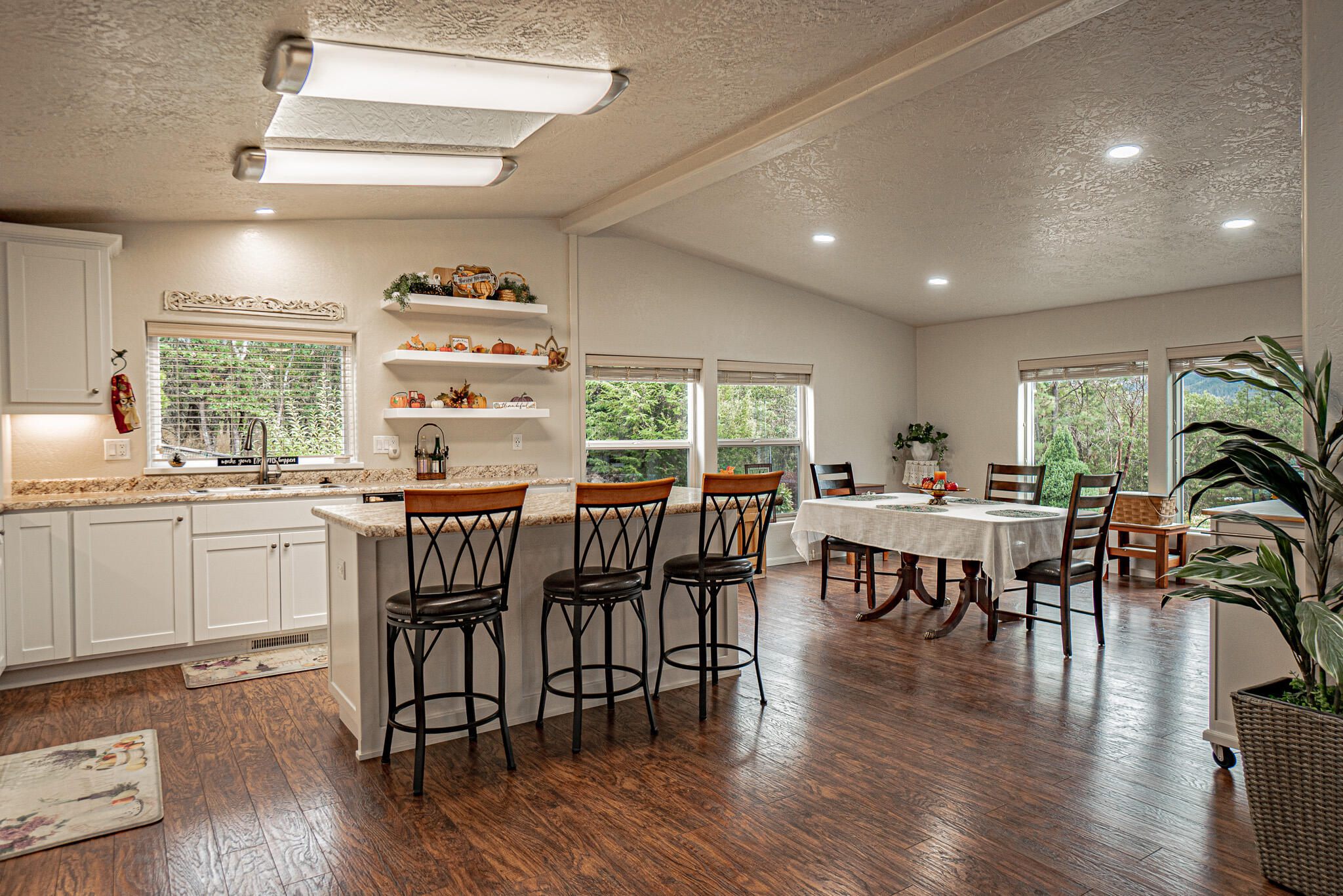 Foots Creek Acres - Residential