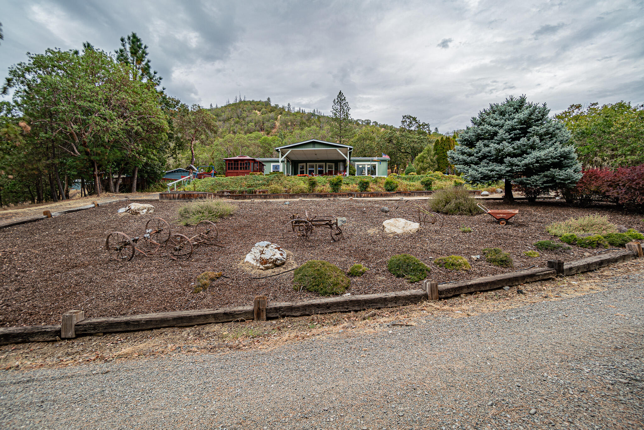 Foots Creek Acres - Residential