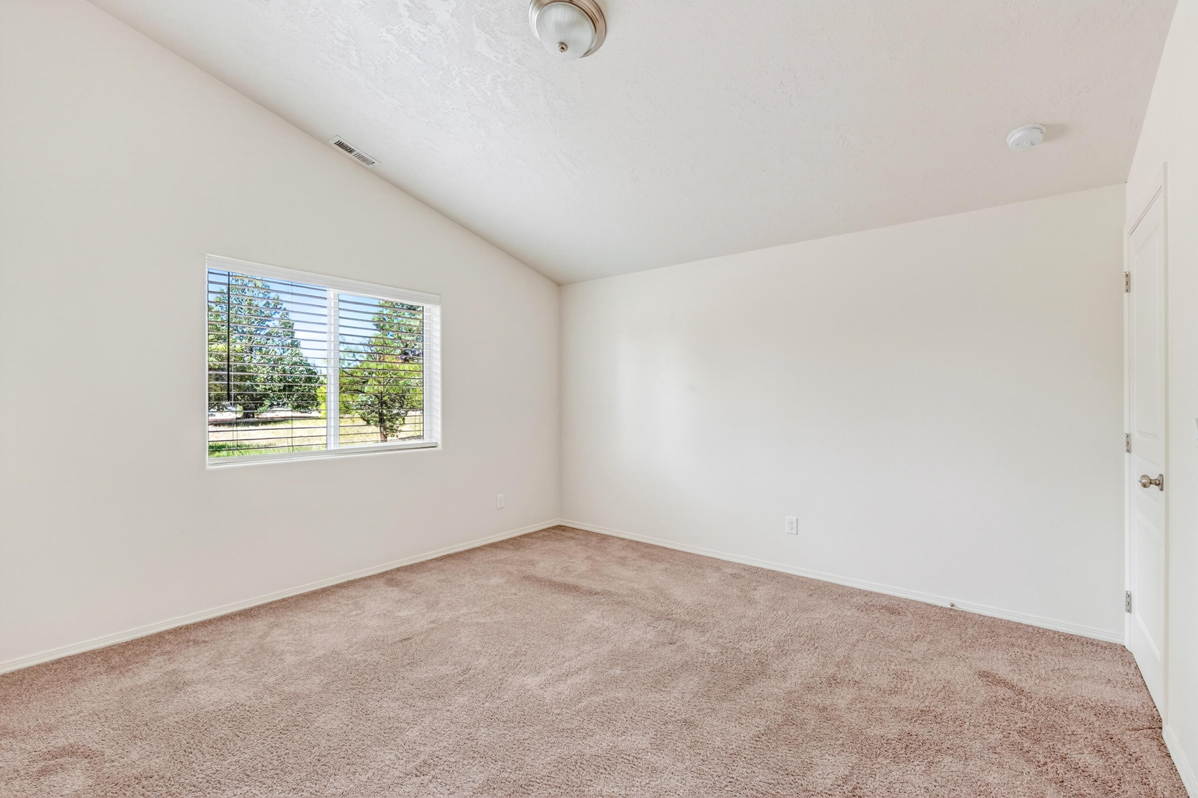 5597 SW Elkhorn Lane