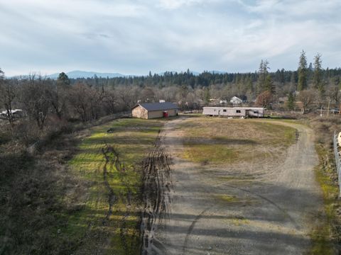 2640 Pleasant Valley Road Merlin OR 97532
