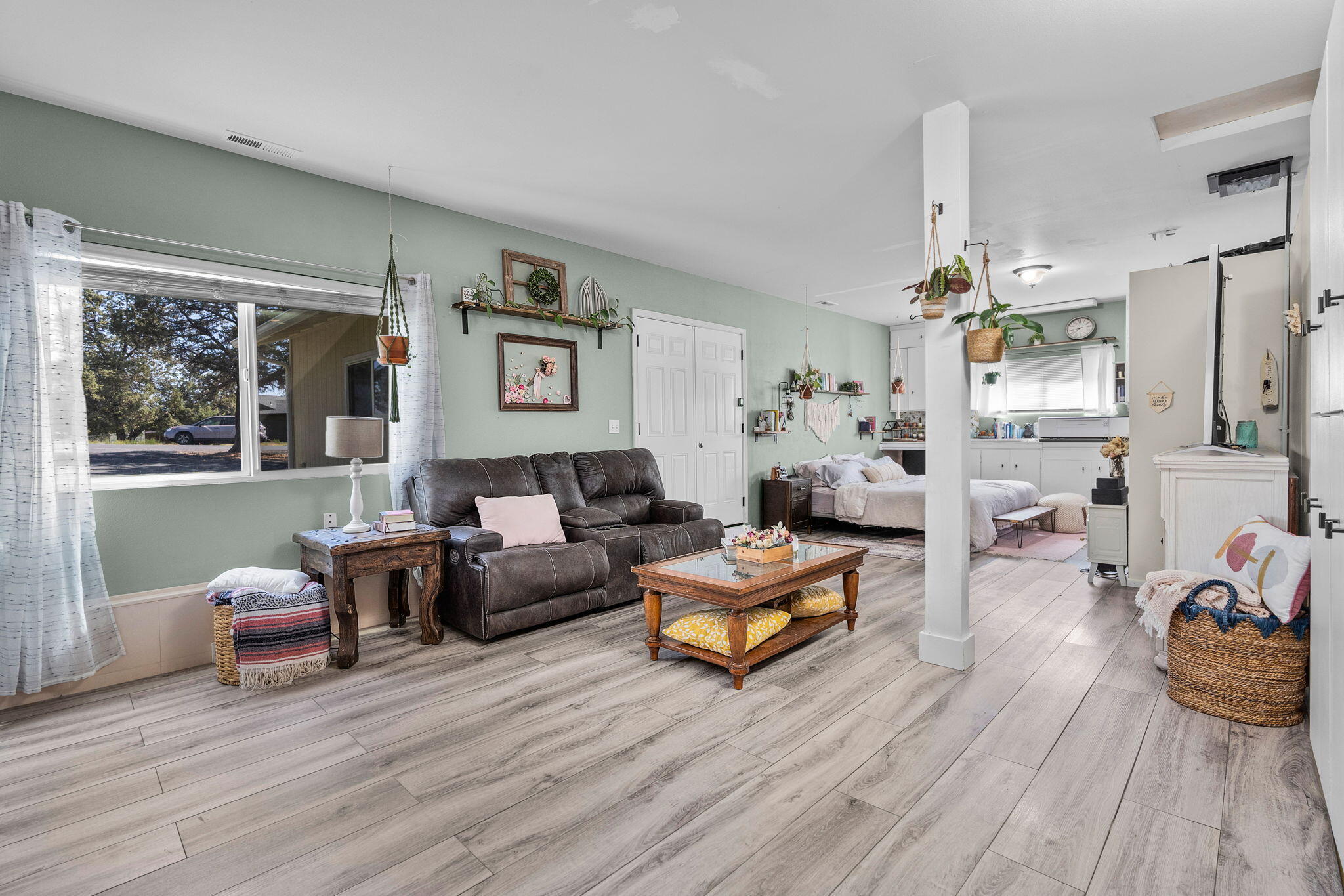 Madras Ranchos - Residential