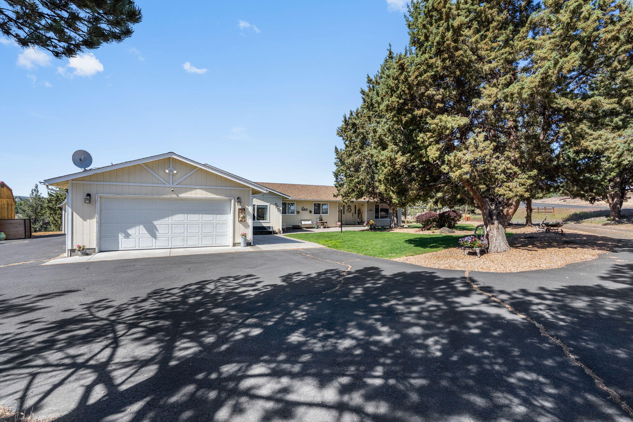 Madras Ranchos - Residential