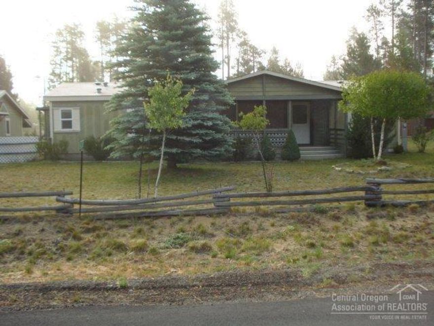 Price Reduced. HUD home sold AS IS This large manufactured home is located only 20 minutes South of Bend Or in Oregon Water Wonderland sub-division with access to boat launch & Private water & sewer. Detached double garage, 3 bedroom and 2 bath plus den or 4th bedroom. Please visit HUDHomestore.com for more information or contact a R/E agent of your choice.