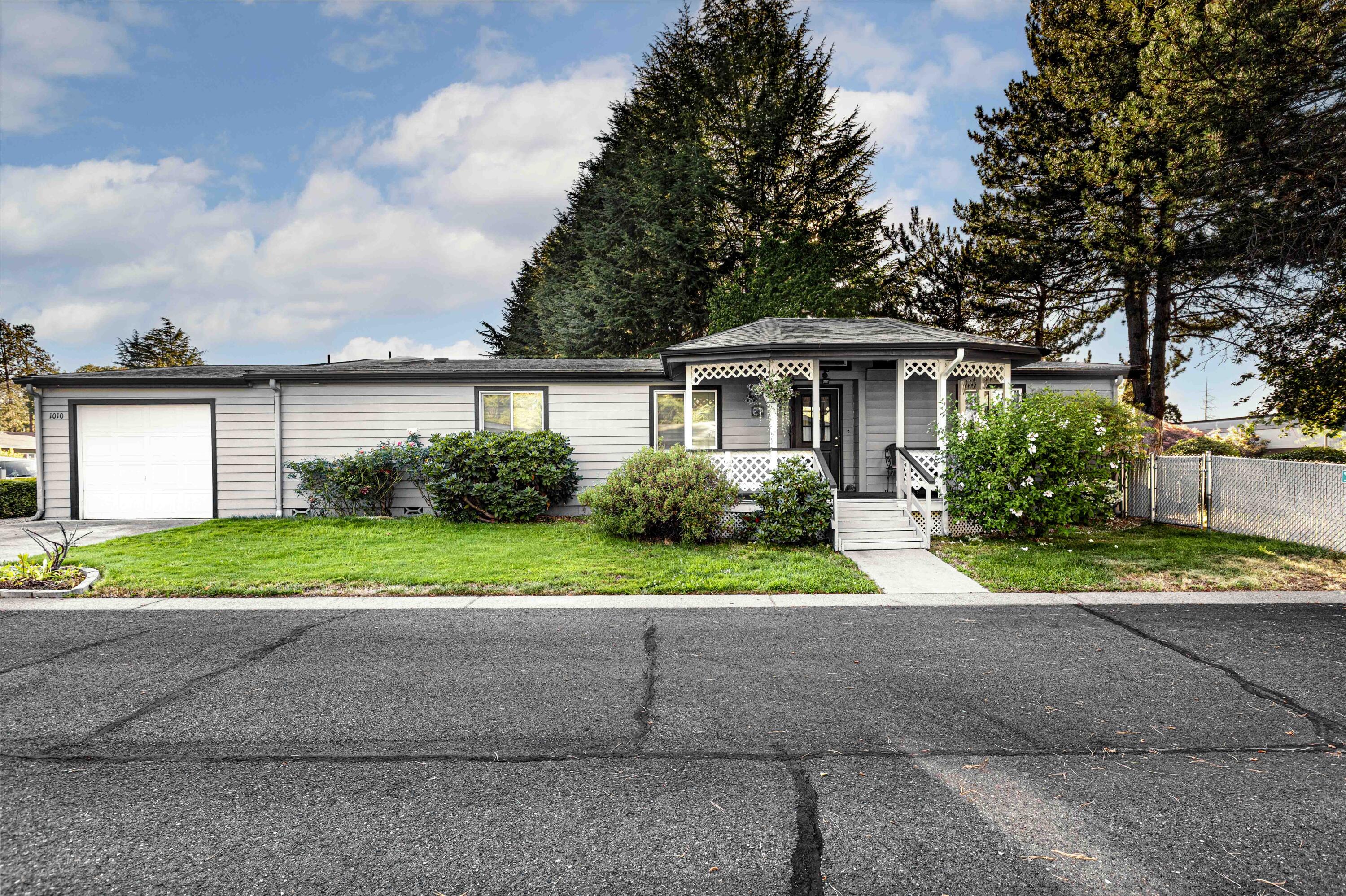 Allen Creek Estates - Residential