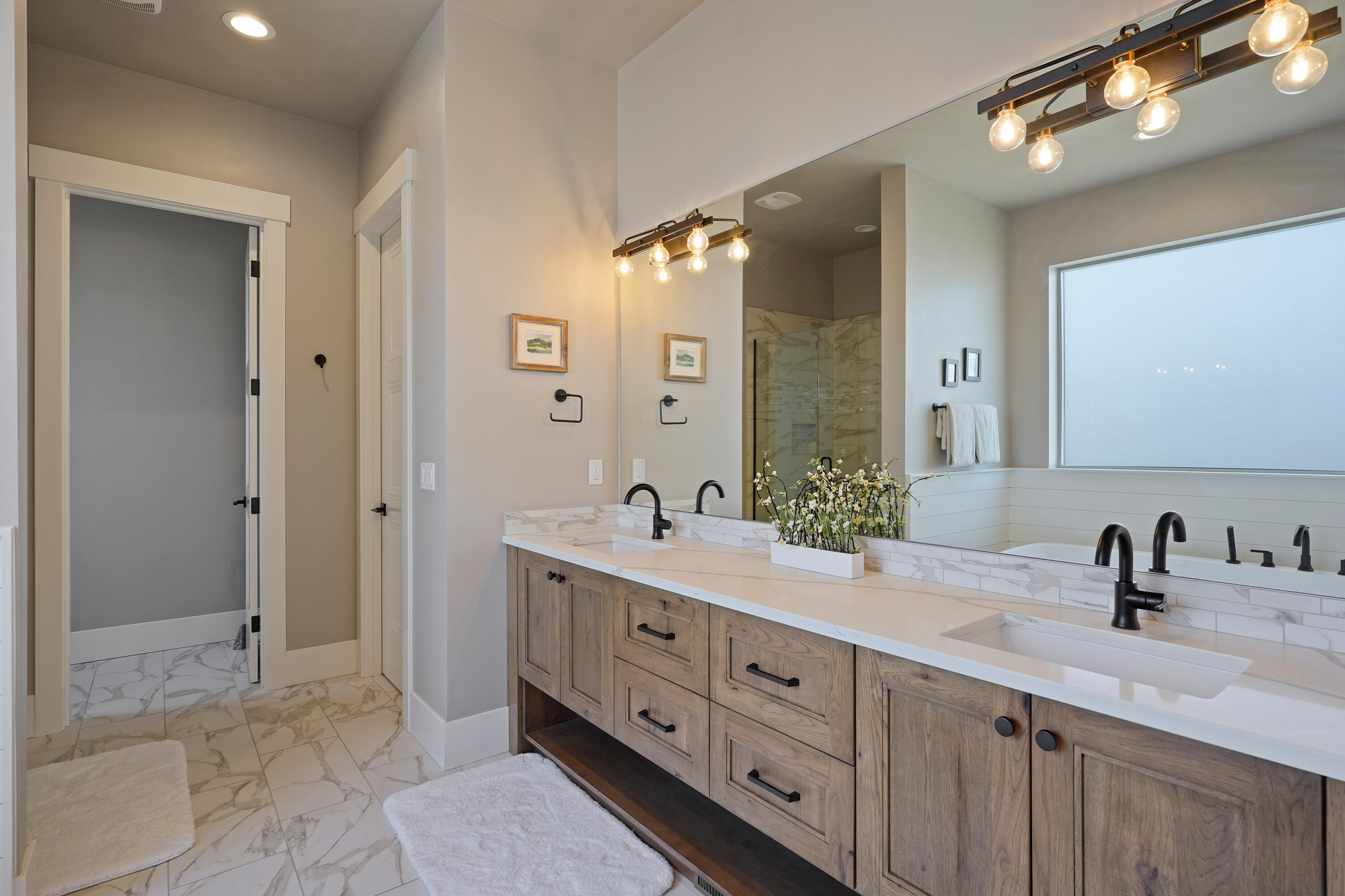 Ridge At Eagle Crest - Residential