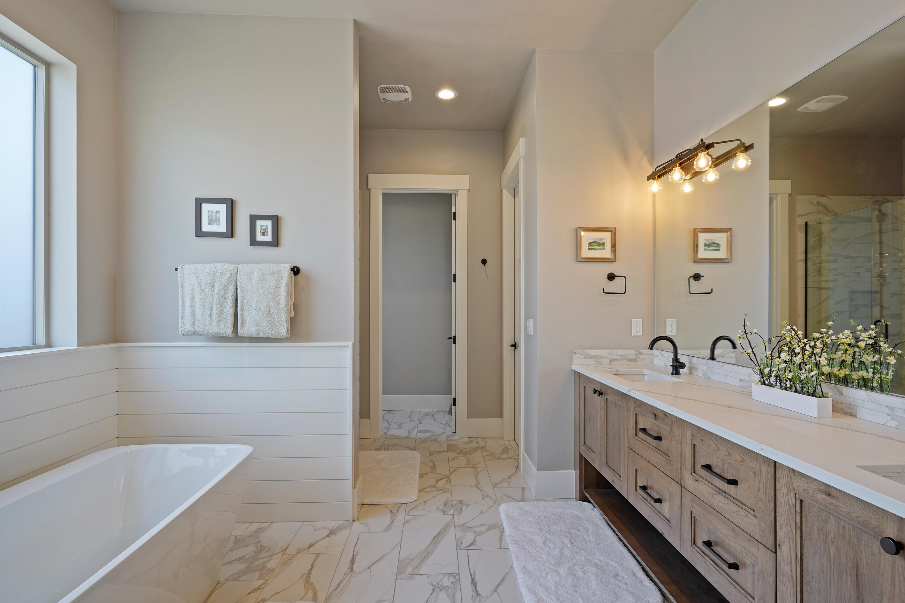 Ridge At Eagle Crest - Residential