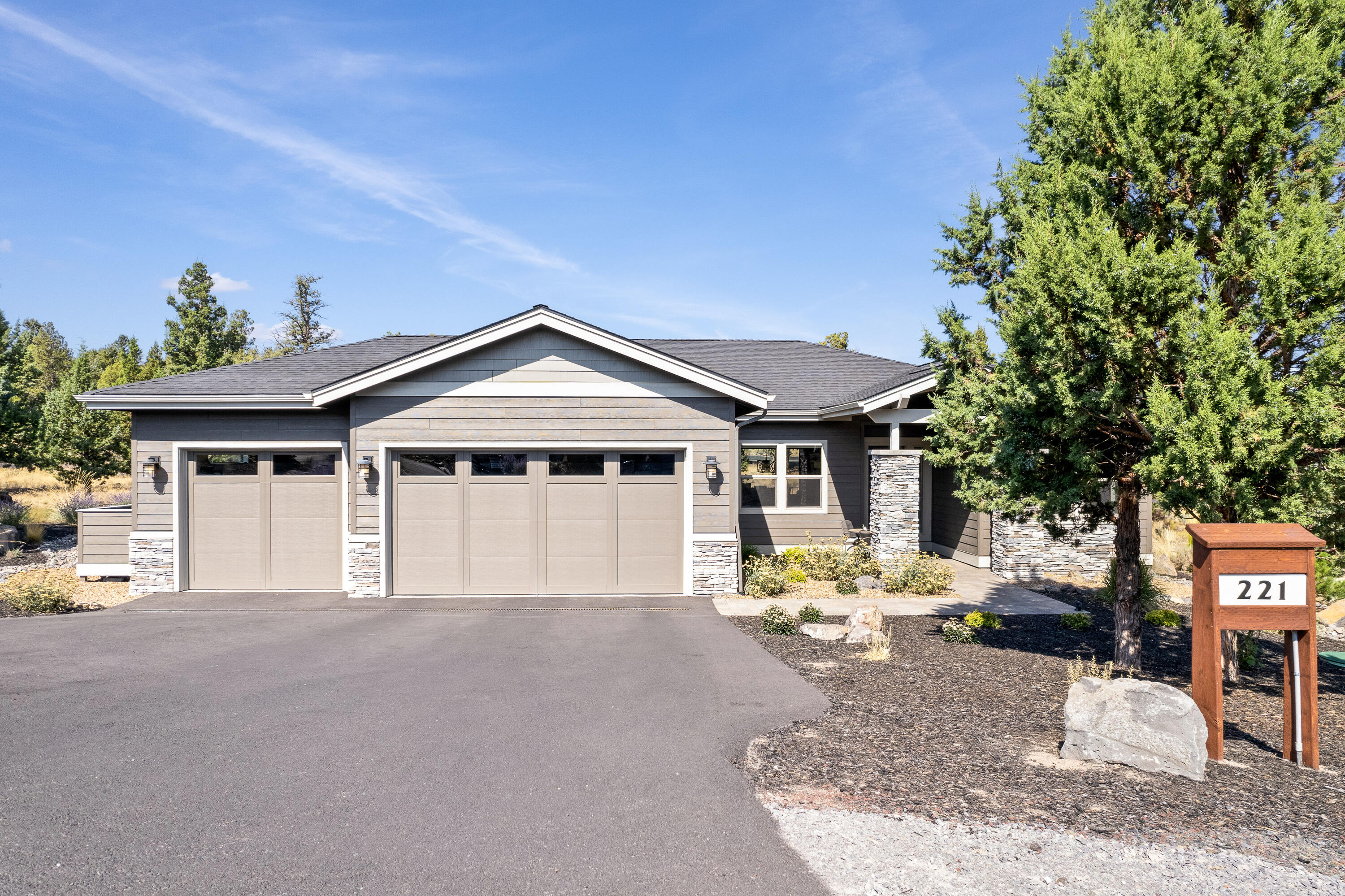 Ridge At Eagle Crest - Residential