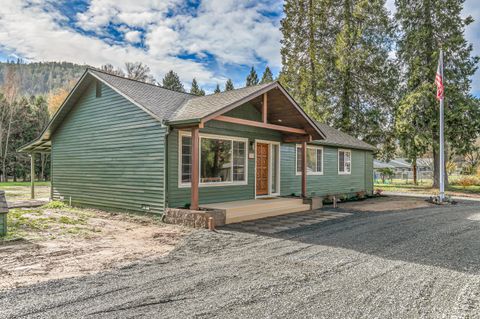 Tiny photo for 753 Rogue River Highway, Gold Hill, OR 97525 (MLS # 220212265)