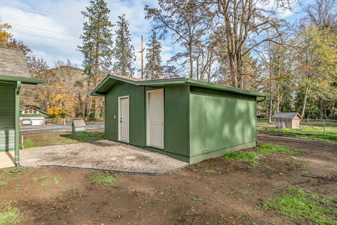 Tiny photo for 753 Rogue River Highway, Gold Hill, OR 97525 (MLS # 220212265)